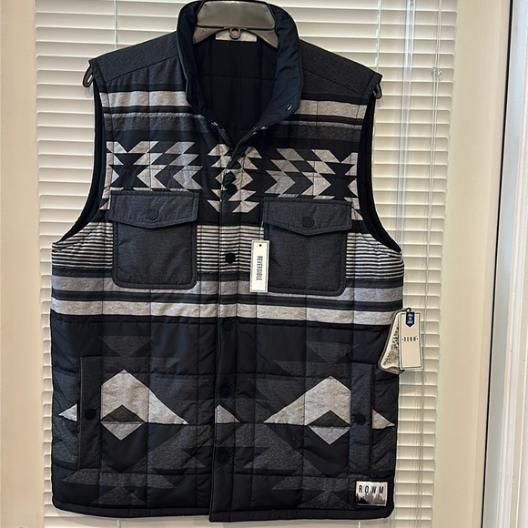 Rowm Reversible Logo Snap Close Lightweight Vest - Medium - Picture 2 of 11